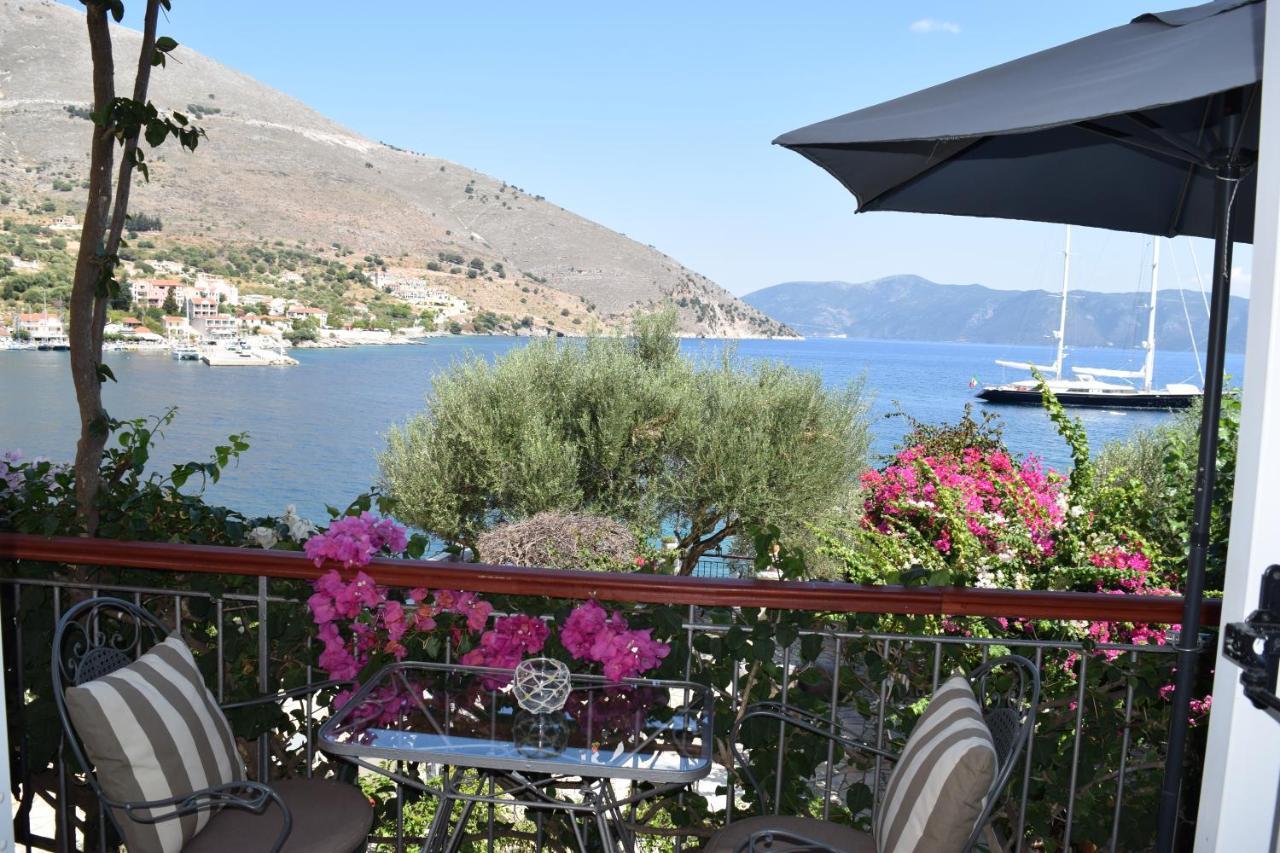 Waterside Apartments Agia Efimia Extérieur photo