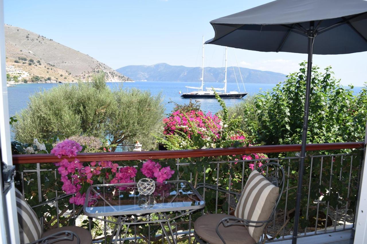 Waterside Apartments Agia Efimia Extérieur photo