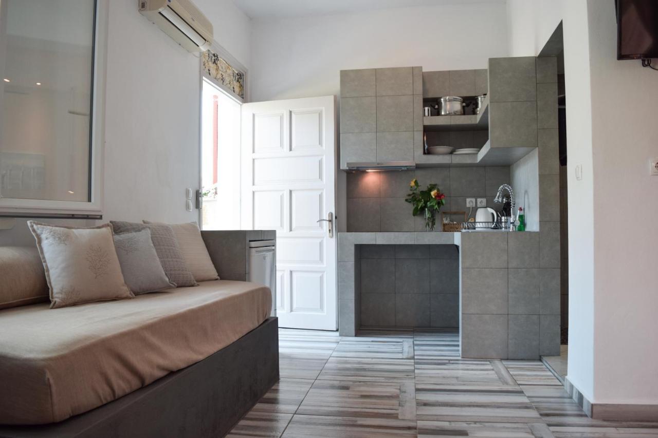 Waterside Apartments Agia Efimia Chambre photo