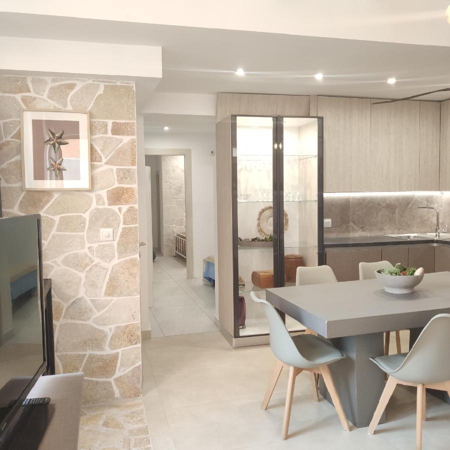 Waterside Apartments Agia Efimia Extérieur photo