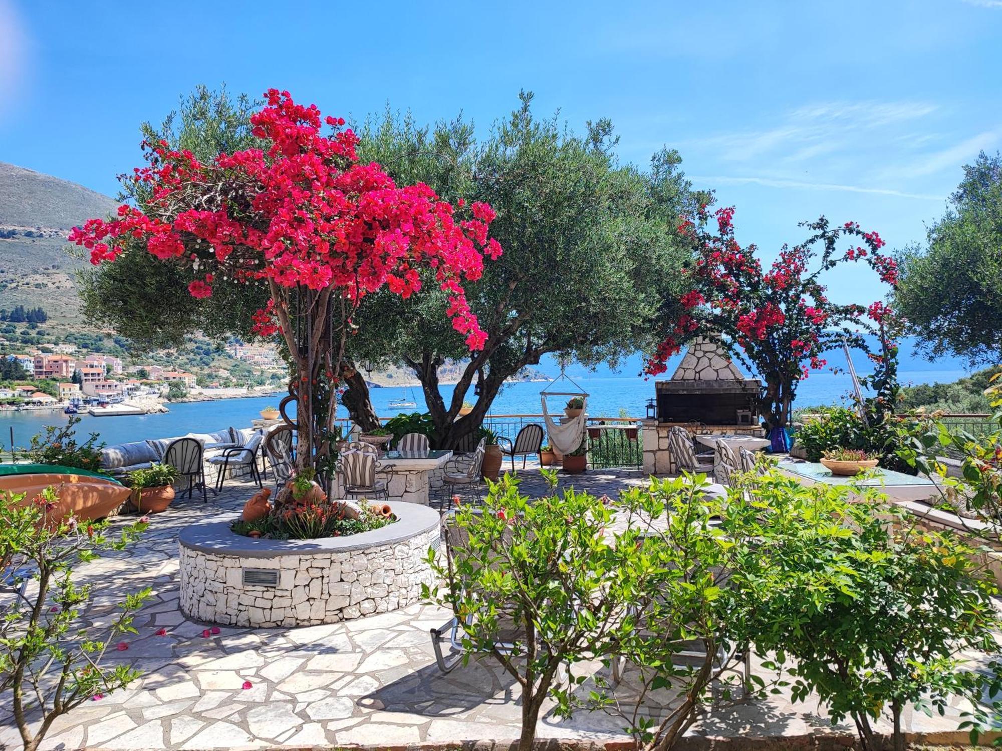 Waterside Apartments Agia Efimia Extérieur photo